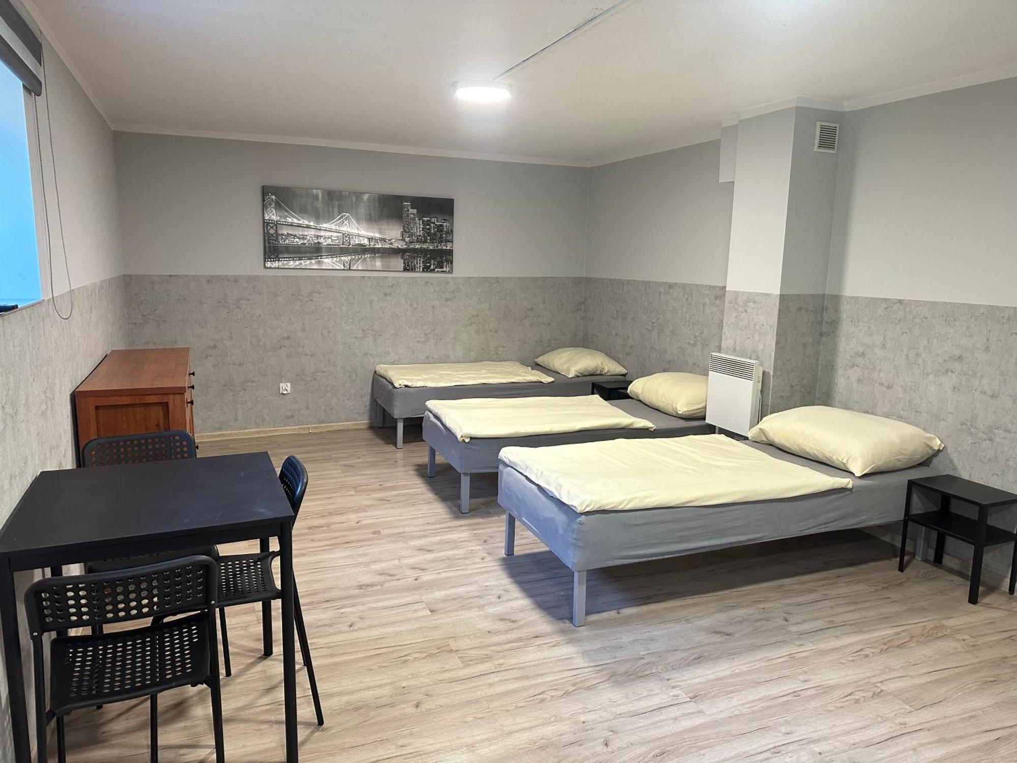 Hgs Home Noclegi Pracownicze Parking , Lazienki Гожов Велкополски Екстериор снимка